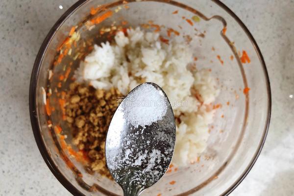 蔬菜肉松饭团的做法图解5