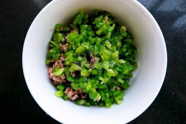 美味乱夹馍的做法图解3