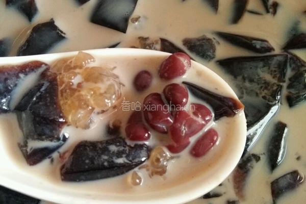 烧鲜草奶茶的做法图解4