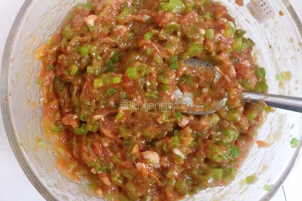 芹菜猪肉饺子的做法图解7