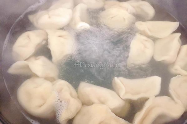 芹菜猪肉饺子的做法图解10