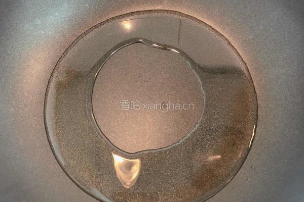 爆炒鱿鱼圈的做法图解6