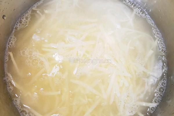 酸辣土豆丝的做法图解5