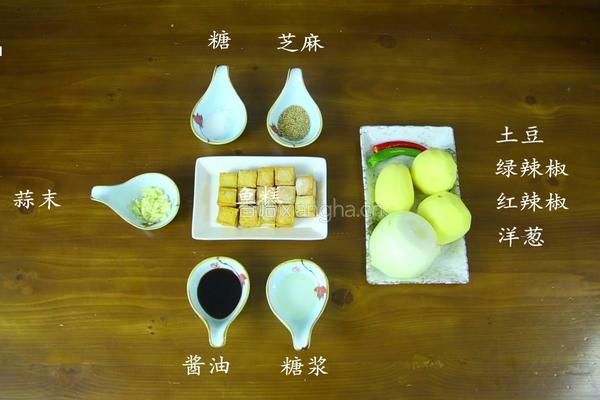 韩式鱼糕炖土豆的做法图解1