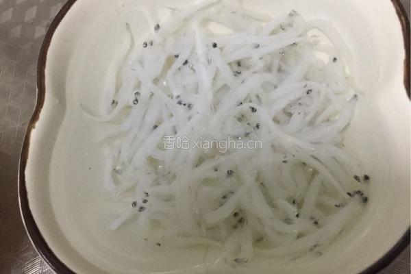 银鱼海鲜粥（稀饭）的做法图解3
