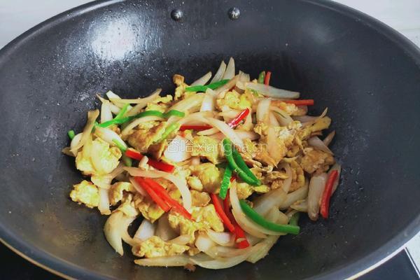 圆葱炒鸡蛋的做法图解9