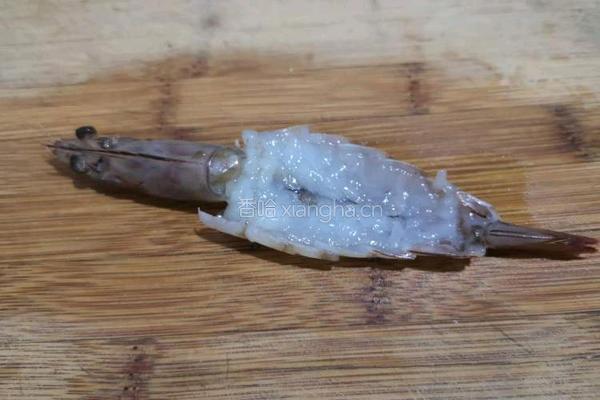 蒜蓉粉丝虾的做法图解3
