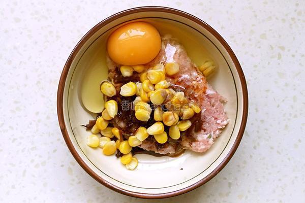 咸菜玉米蒸肉饼的做法图解4