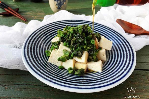 香椿拌豆腐的做法图解10
