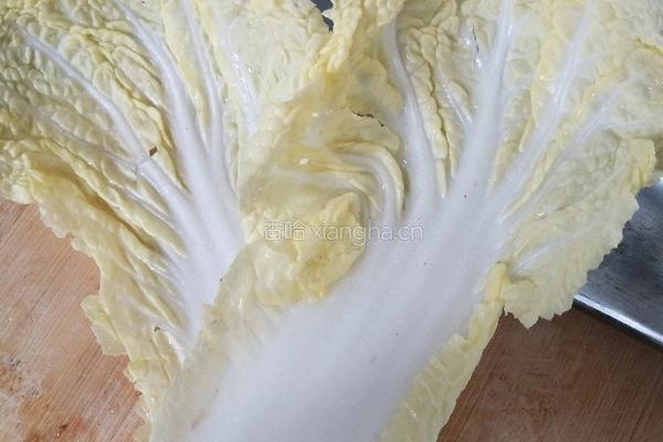 香菇鸡白菜蛋面的做法图解3