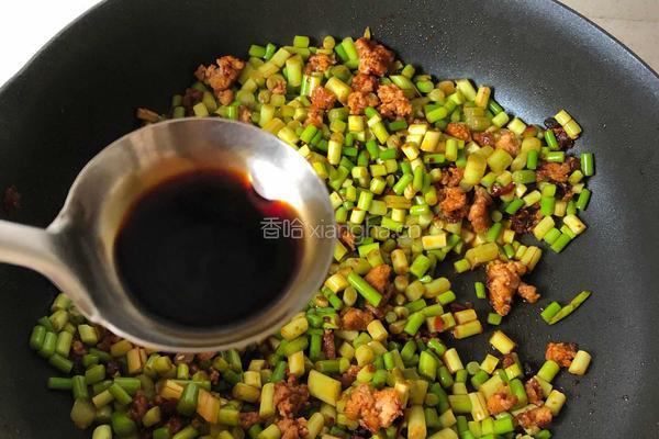 蒜苔炒肉沫的做法图解9