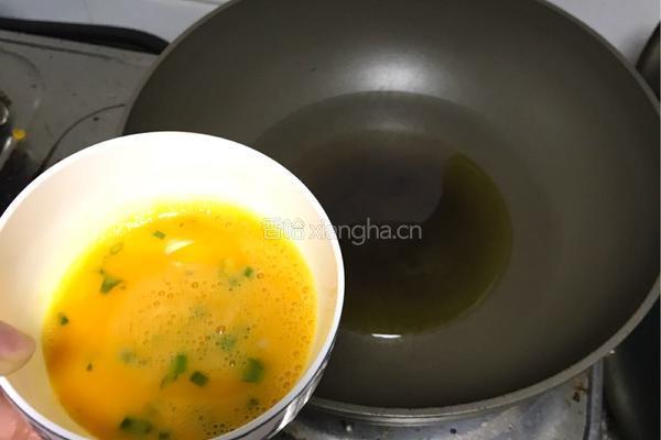 虾仁蛋炒饭的做法图解5