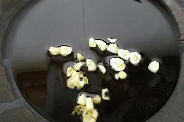 芹菜炒扇贝的做法图解2