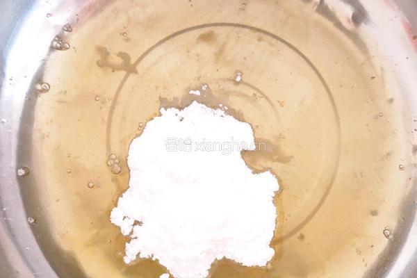 草莓浮云卷的做法图解5