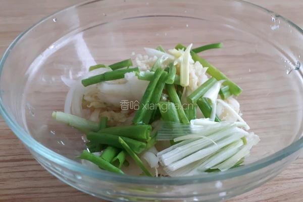 腌上就能吃的懒人辣白菜的做法图解4