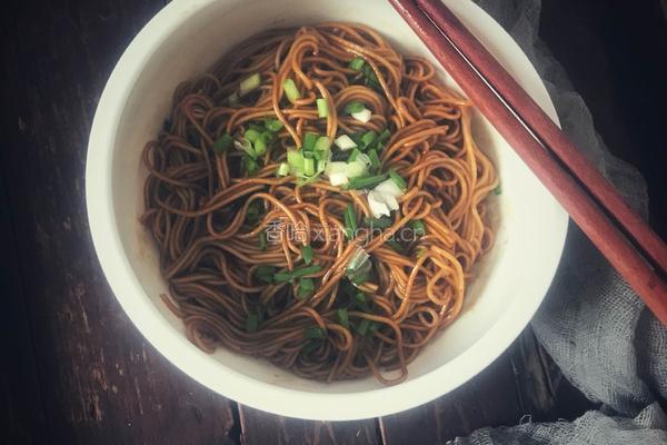 快手葱油拌面的做法图解8