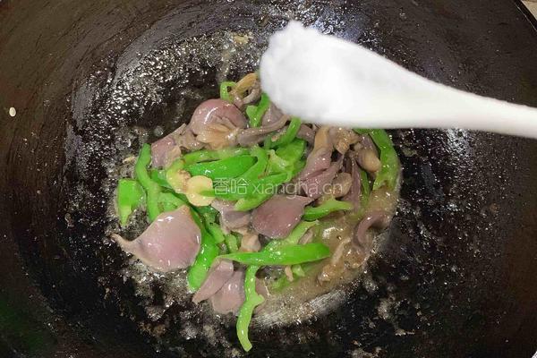 菜椒炒鸭肫的做法图解10