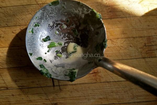 菠菜蛋饼的做法图解10