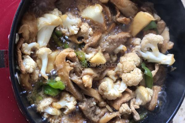 平菇炒花菜的做法图解7