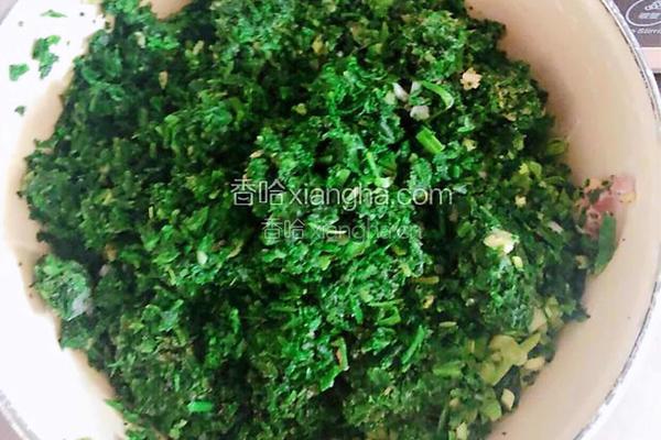 野生荠菜杂粮饼的做法图解1