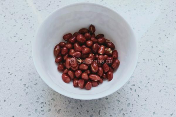 凉拌菠菜花生米的做法图解4