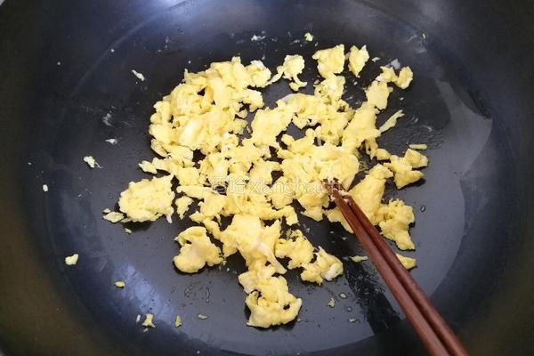 韭菜春卷的做法图解4