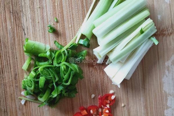 酸辣土豆丝的做法图解3