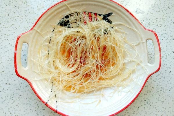 蒜蓉粉丝开背虾的做法图解3