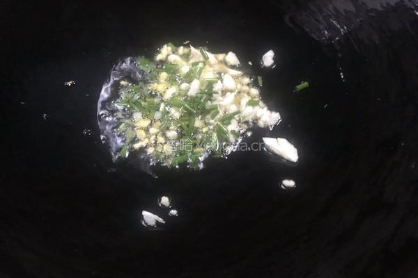 花生拌菠菜梗的做法图解10