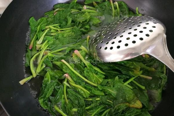 麻酱菠菜塔的做法图解2