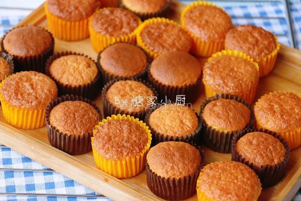 柔软又有弹力的蜂蜜小蛋糕的做法图解9