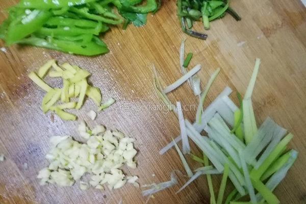 凉拌土豆丝的做法图解2