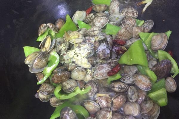 香辣花蛤的做法图解10