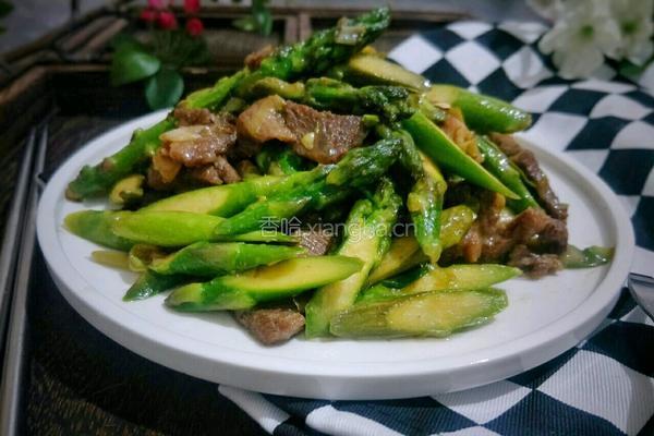 猪肉炒芦笋的做法图解9