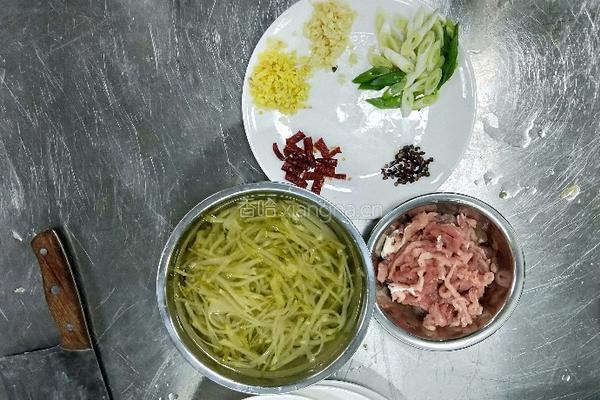 榨菜肉丝的做法图解4