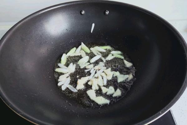 鲜蘑炒油菜的做法图解5