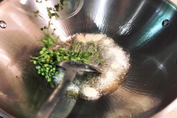 藤椒爆腰花的做法图解9