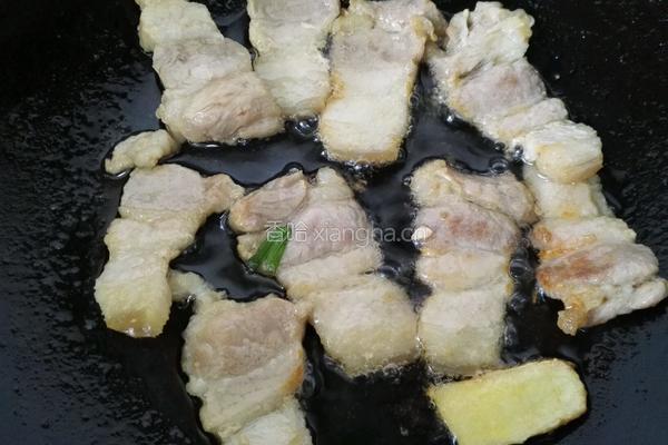 五花肉烧笋的做法图解4