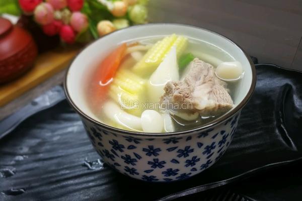 排骨玉米笋汤的做法图解6