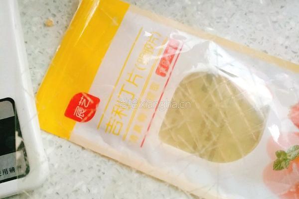 6寸草莓慕斯蛋糕（纯手工）的做法图解12