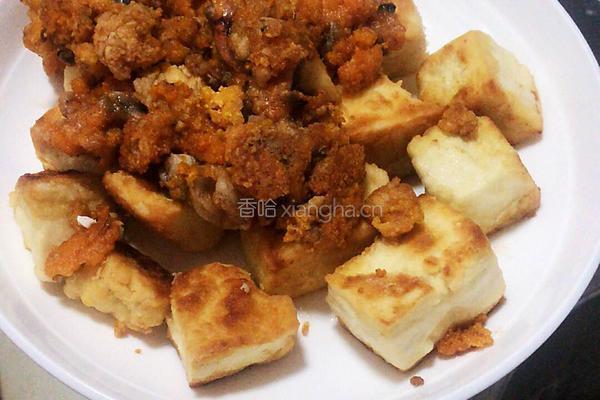 炖鲫鱼豆腐的做法图解1