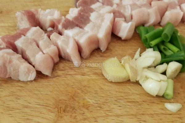 农家炖豆角的做法图解1