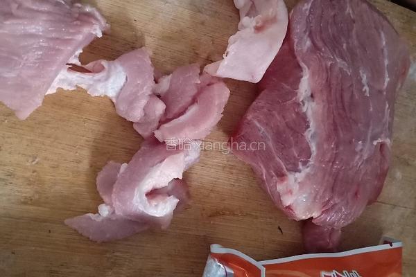 地瓜粉蒸肉的做法图解2
