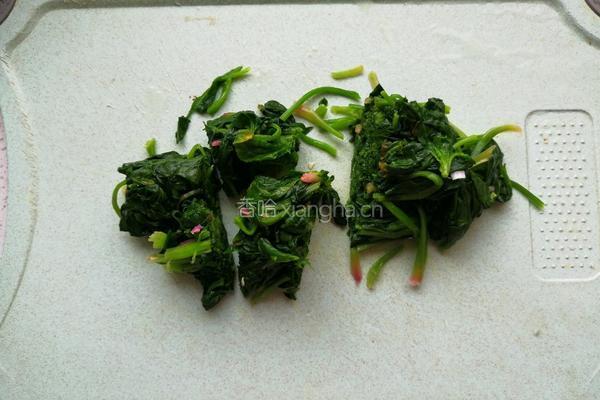 炝拌腐竹菠菜的做法图解6