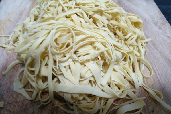 油淋豆皮的做法图解1