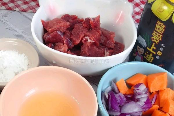 营养菜蔬搭配牛肉丸的做法图解2