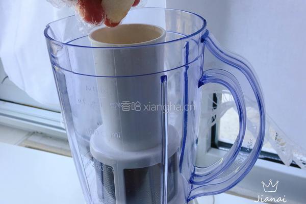 水果创意菜 小草莓爱上梨的做法图解5
