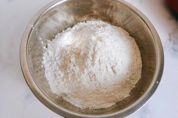 芝麻豆沙糯米饼的做法图解3
