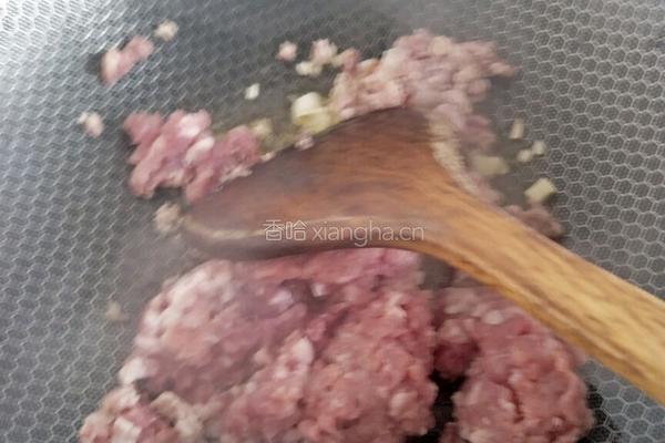 雪里红黄豆炒肉末#春季时令菜菜谱#的做法图解6