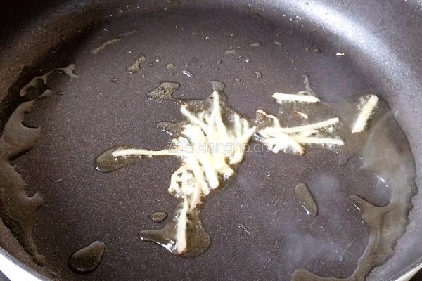 鲜蒜薹炒腊肠的做法图解6